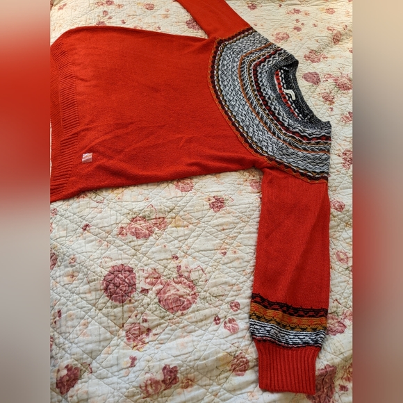 Maurices Holiday Fair Isle Red Black Christmas Sweater SZ L - Picture 3 of 6